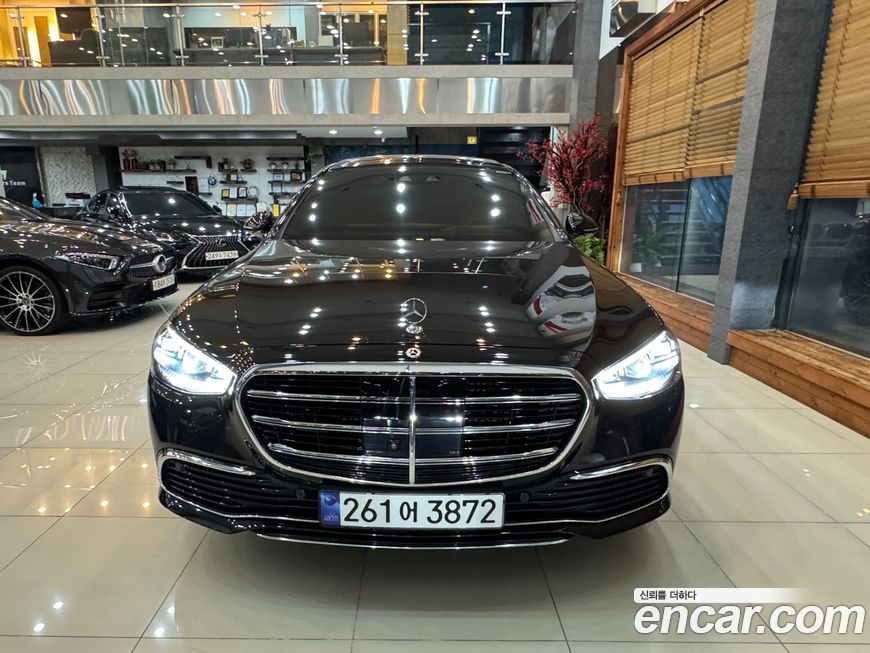 Mercedes-Benz S-Class 2021