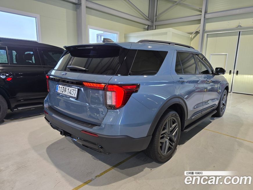 Ford Explorer 2025