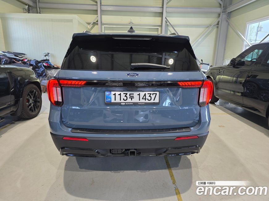 Ford Explorer 2025