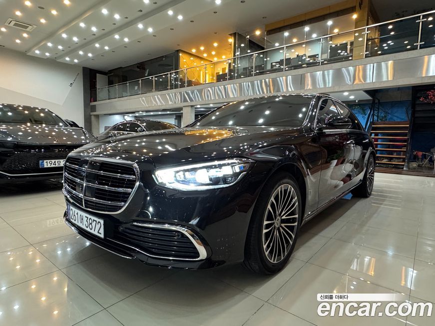 Mercedes-Benz S-Class 2021