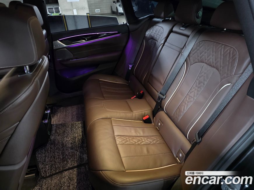 BMW Gran Turismo 2024