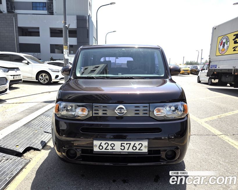 Nissan Cube 2011