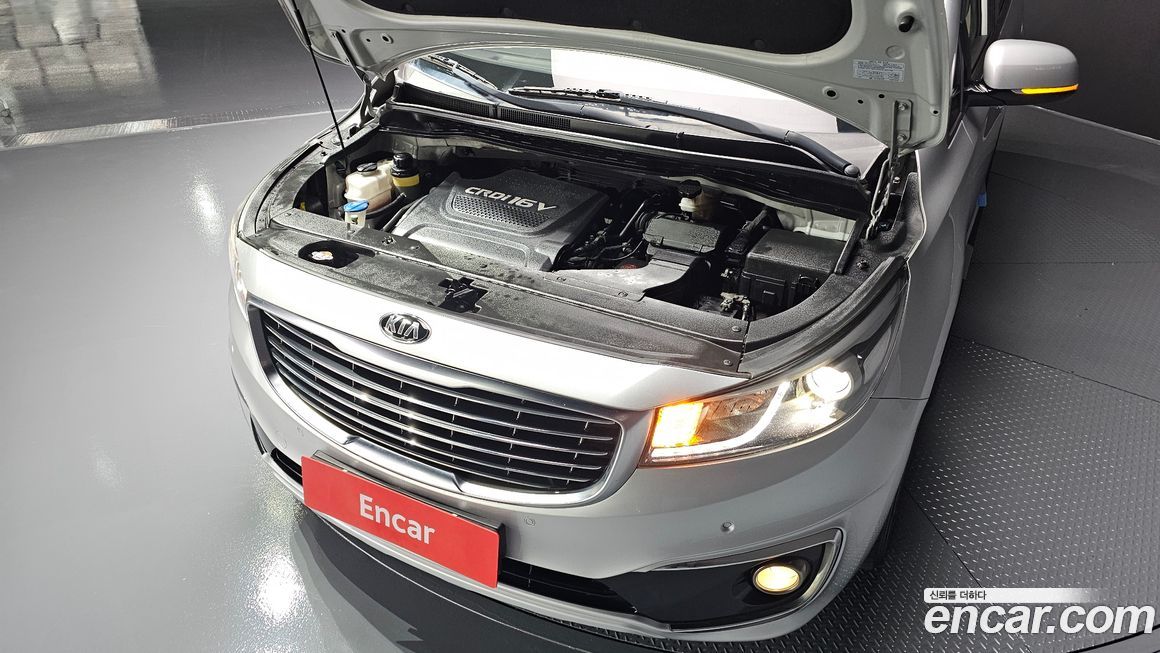 Kia Canival 2015