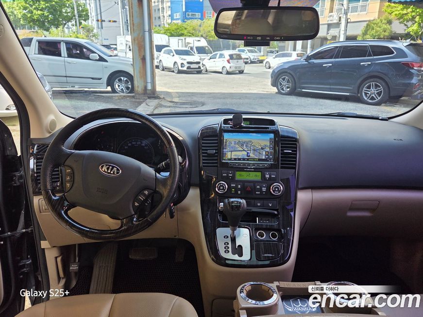 Kia Canival 2014