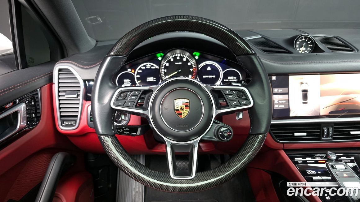 Porsche Cayenne 2021