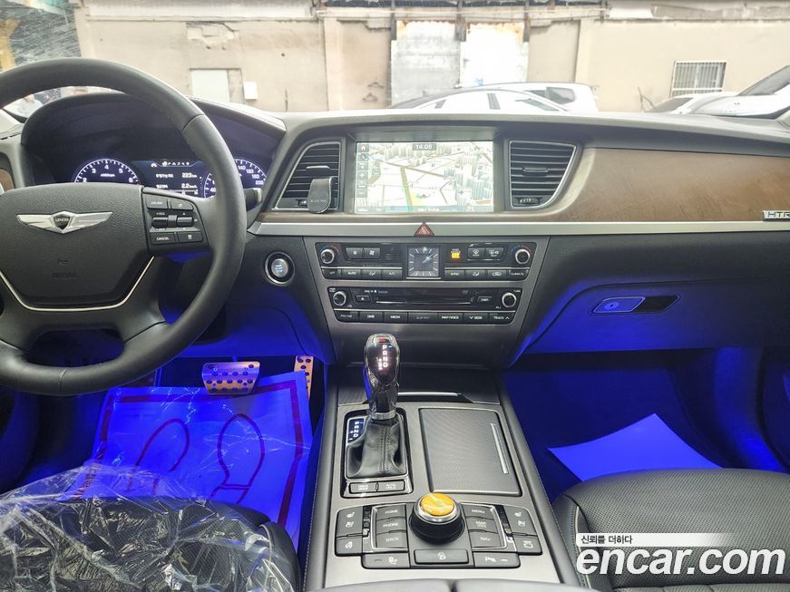 Hyundai Genesis 2016