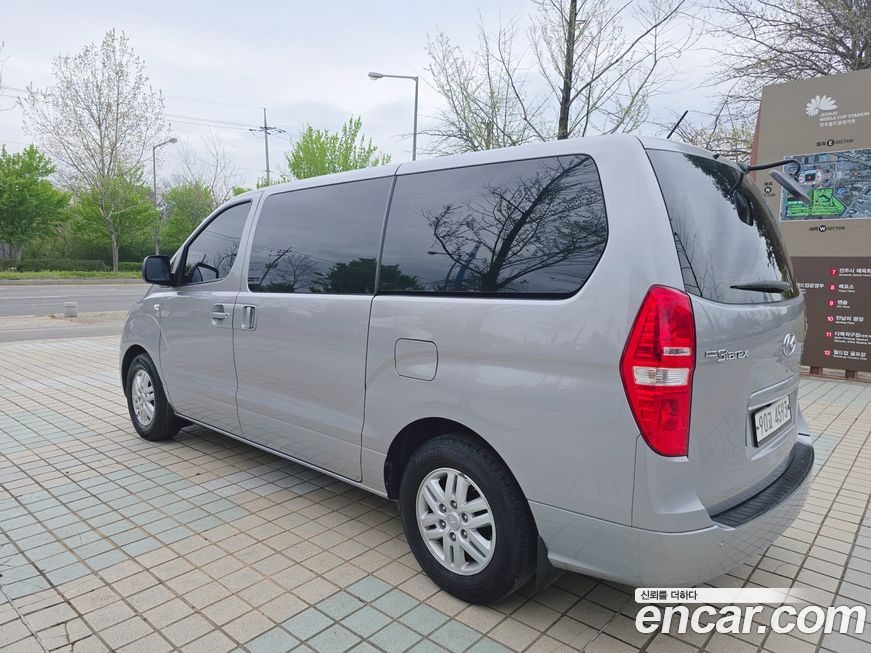 Hyundai Starex 2018