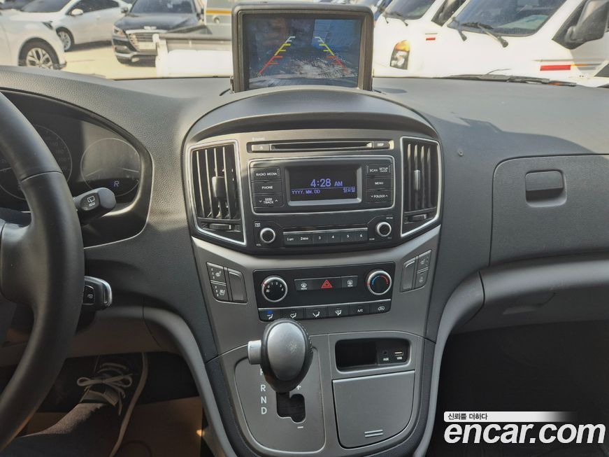 Hyundai Starex 2018