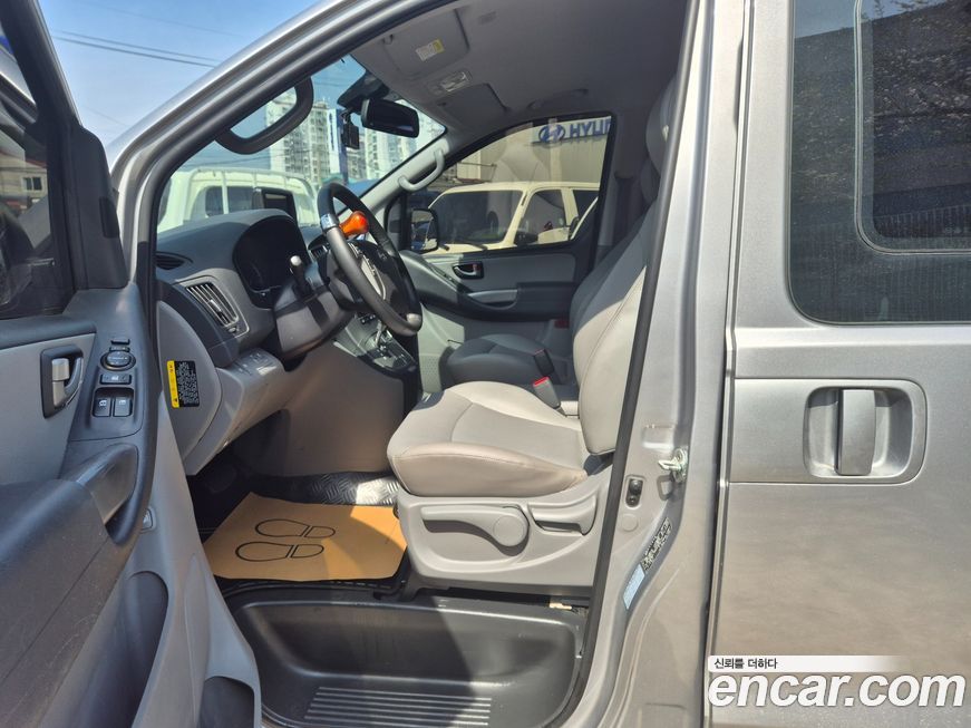 Hyundai Starex 2018