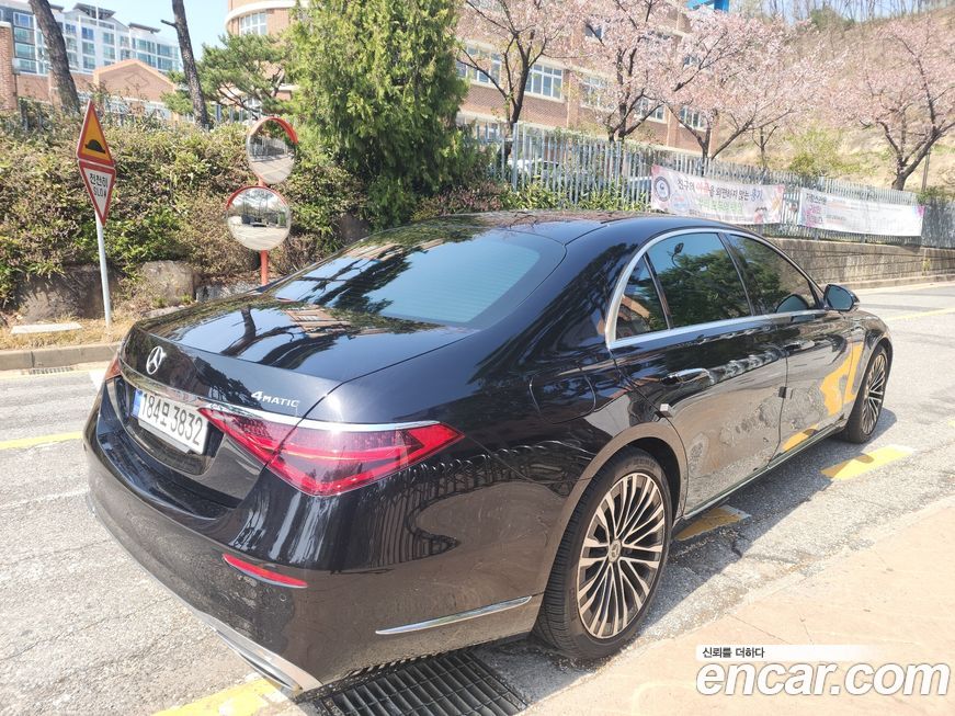 Mercedes-Benz S-Class 2022