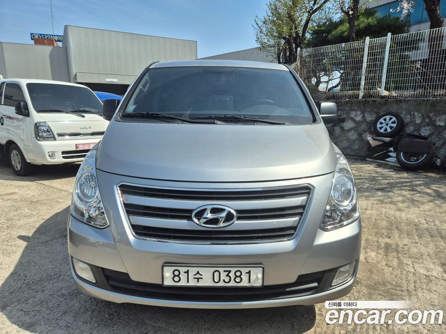 Hyundai Starex 2018