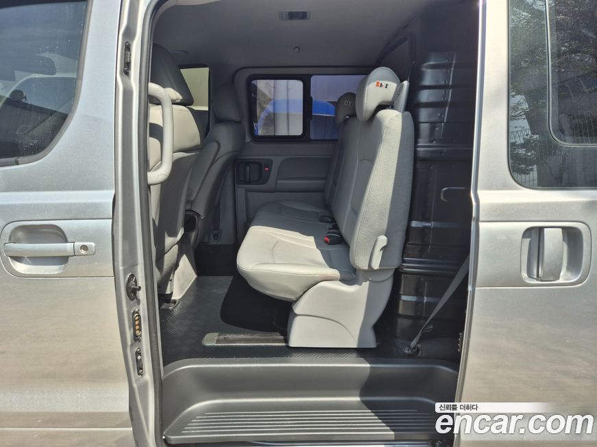 Hyundai Starex 2018