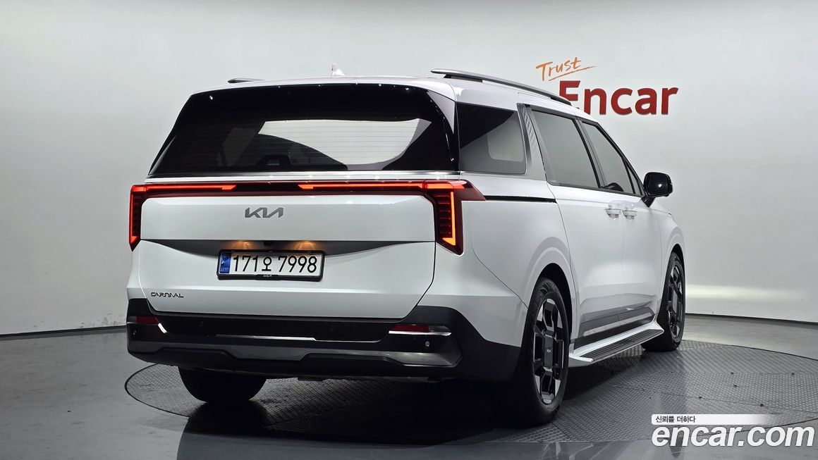 Kia Canival 2025