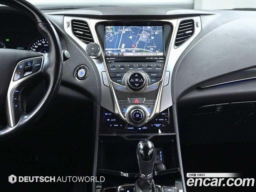 Hyundai Grandeur 2011