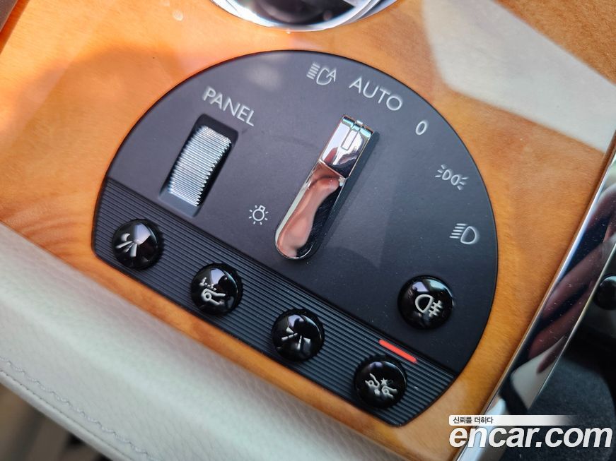 Rolls-Royce Ghost 2013