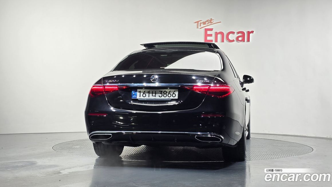 Mercedes-Benz S-Class 2021