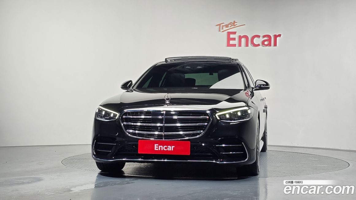 Mercedes-Benz S-Class 2021
