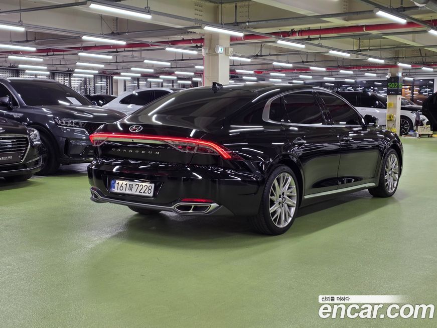 Hyundai Grandeur 2022