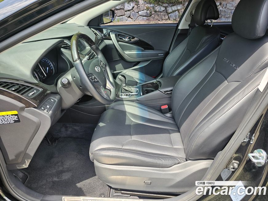 Hyundai Grandeur 2016