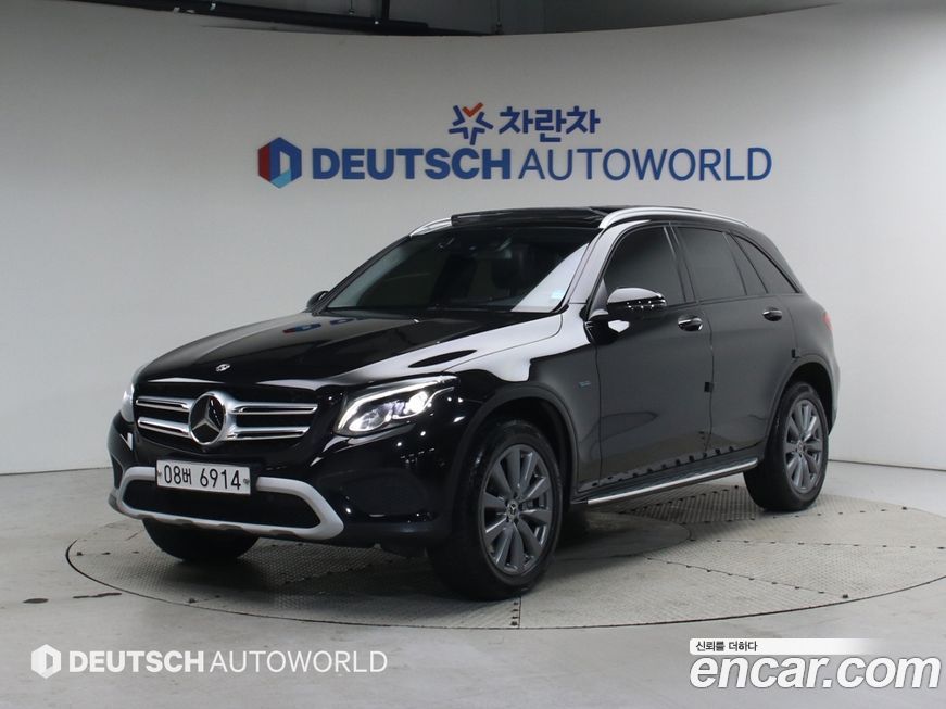Mercedes-Benz GLC-Class 2019