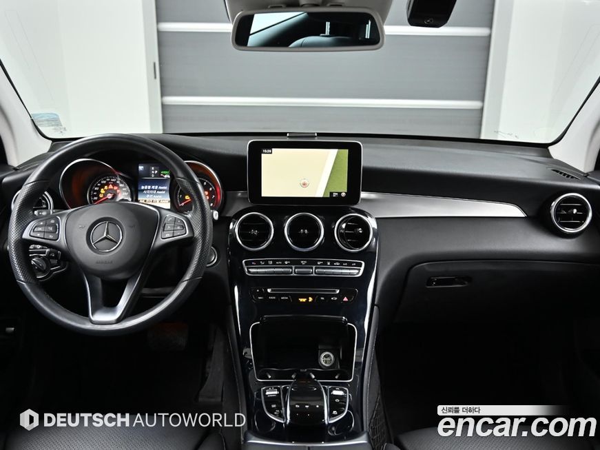 Mercedes-Benz GLC-Class 2019