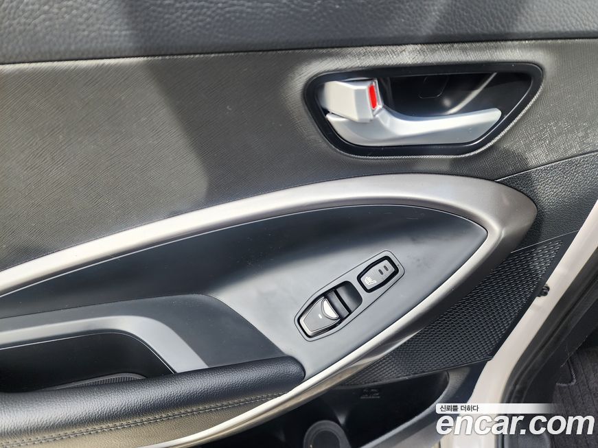 Hyundai Santafe 2016