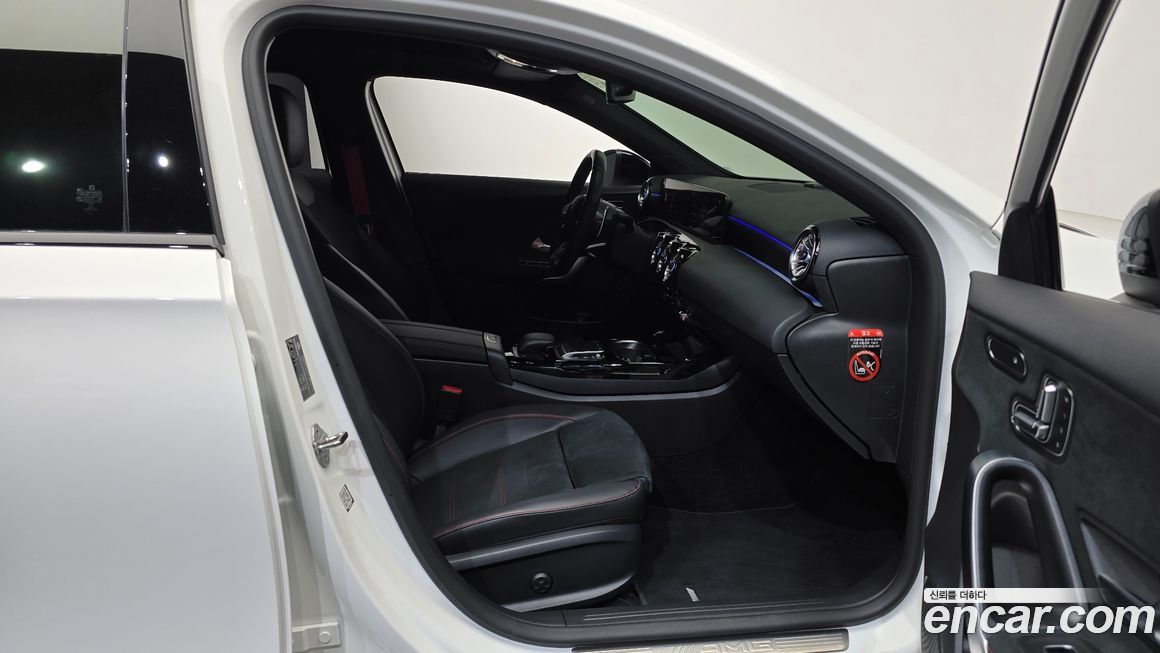 Mercedes-Benz A-Class 2023