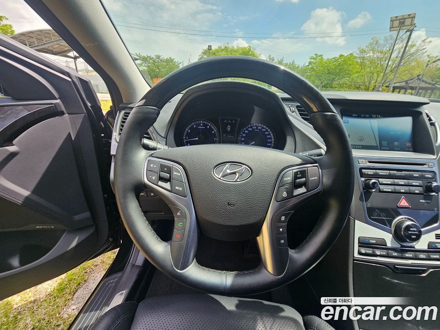 Hyundai Grandeur 2016