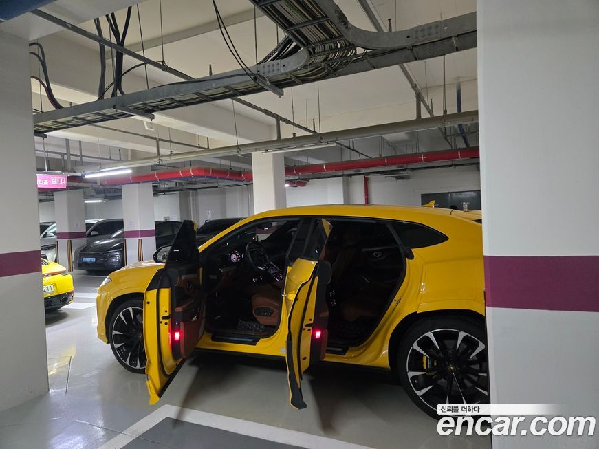 Lamborghini Urus 2019