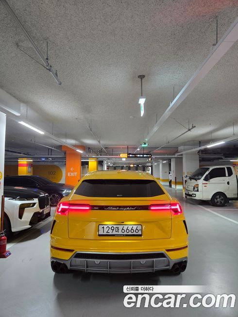 Lamborghini Urus 2019