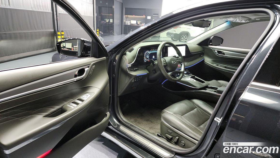 Hyundai Grandeur 2020