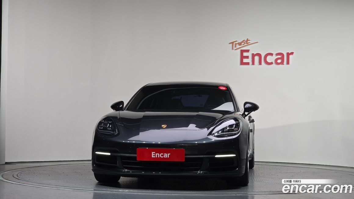 Porsche Panamera 2018