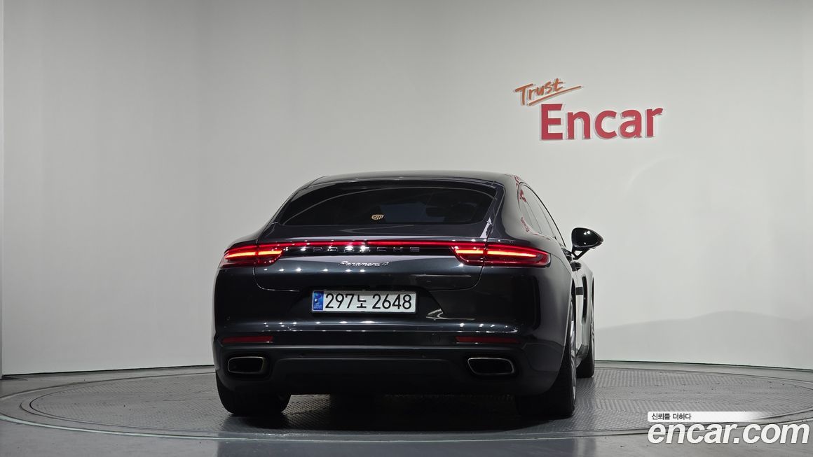 Porsche Panamera 2018