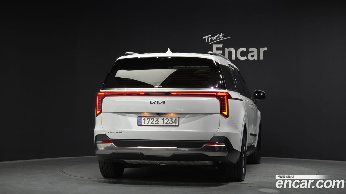 Kia Canival 2024