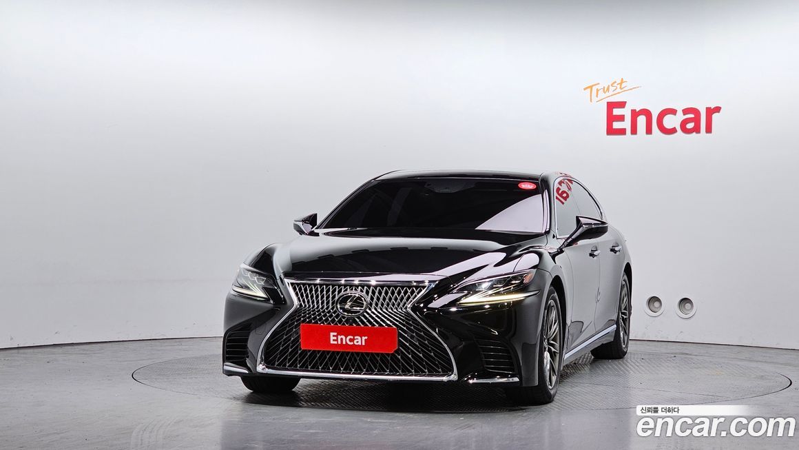 Lexus LS 2018