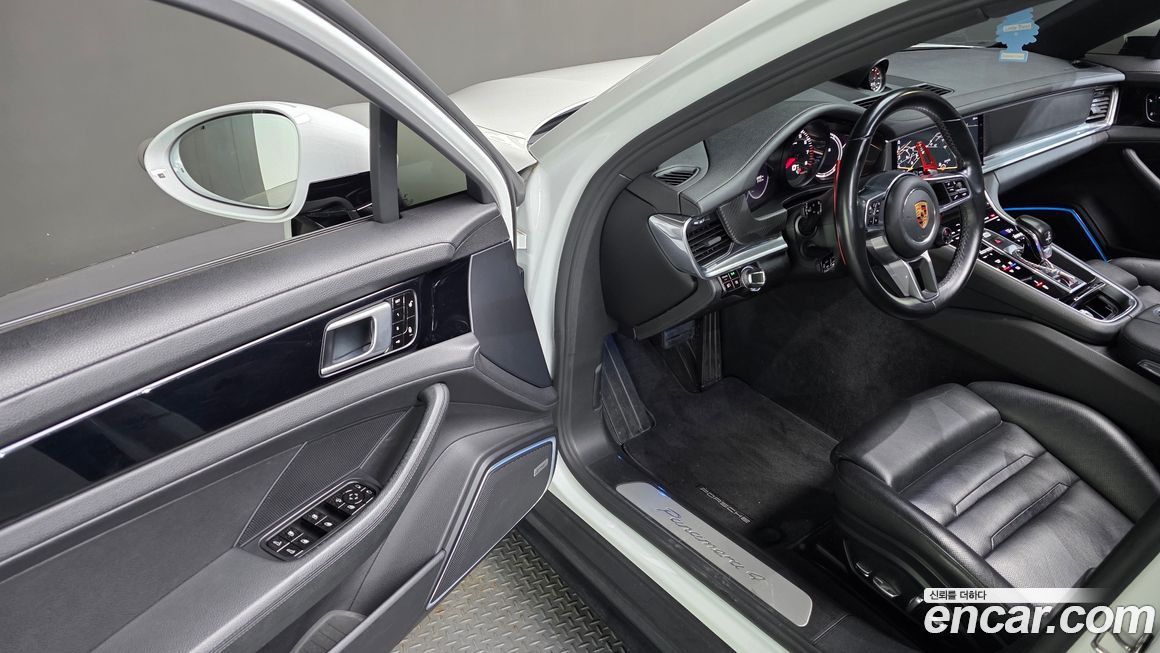 Porsche Panamera 2018