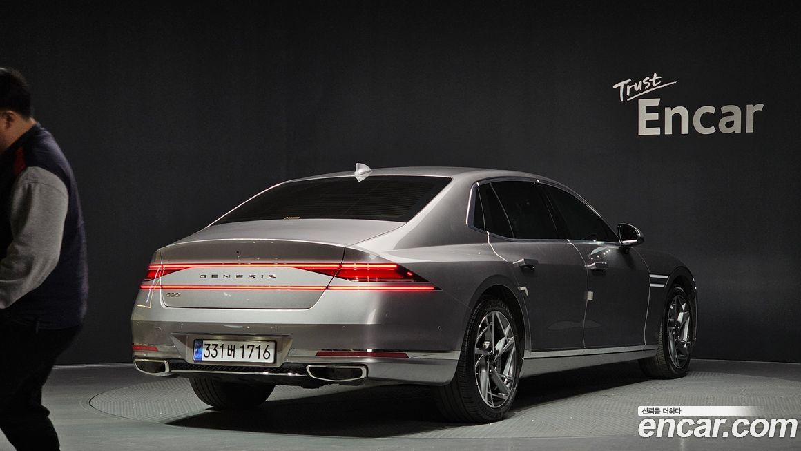 Genesis G90 2025