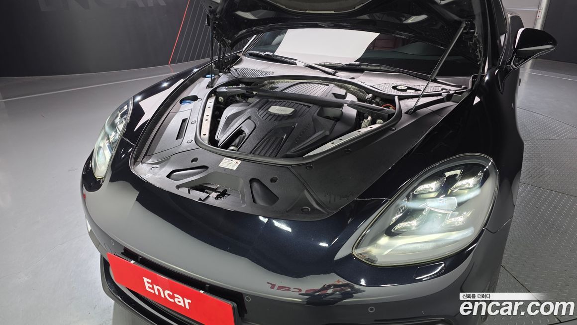 Porsche Panamera 2020