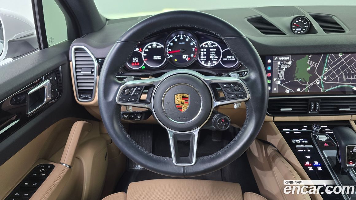 Porsche Cayenne 2022