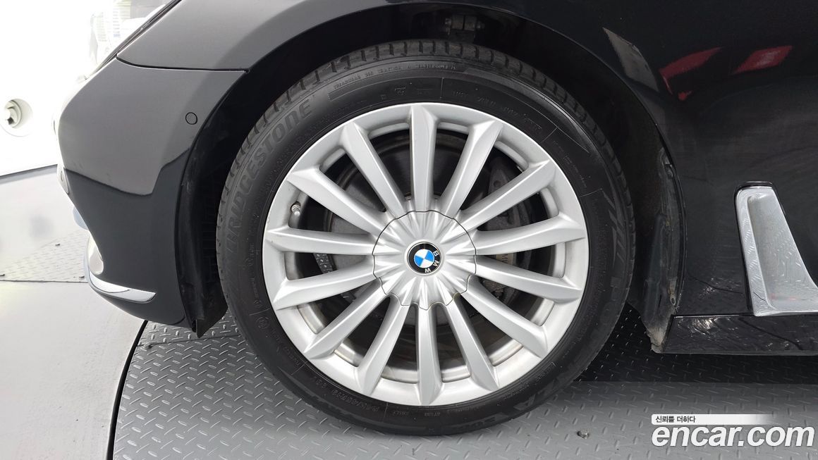 BMW 7-Series 2016
