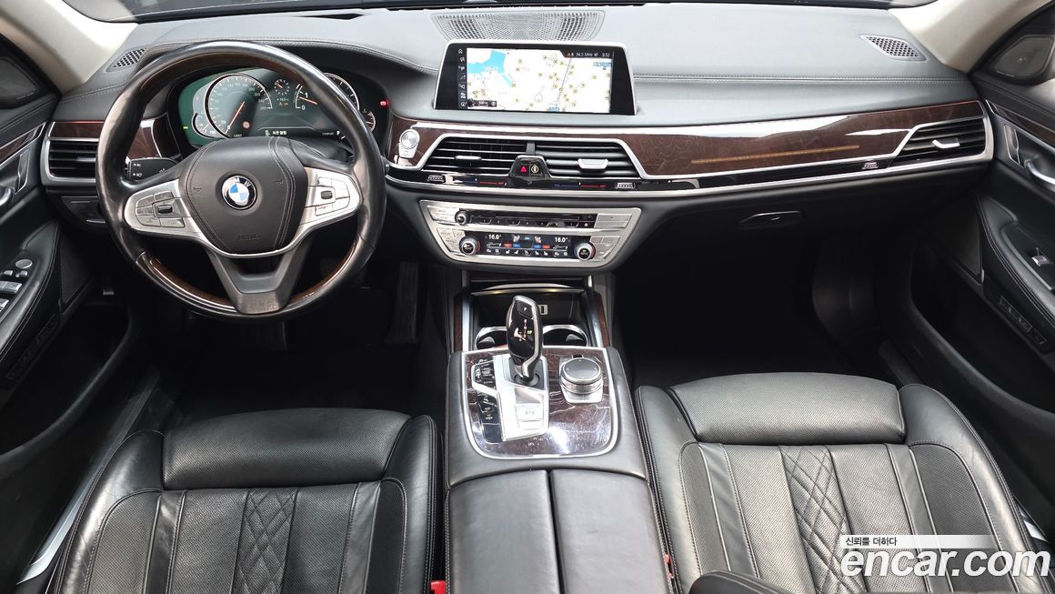 BMW 7-Series 2016