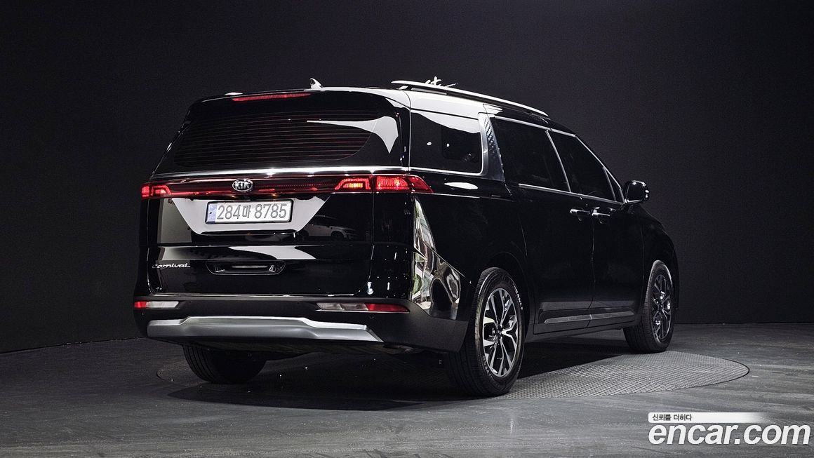 Kia Canival 2021