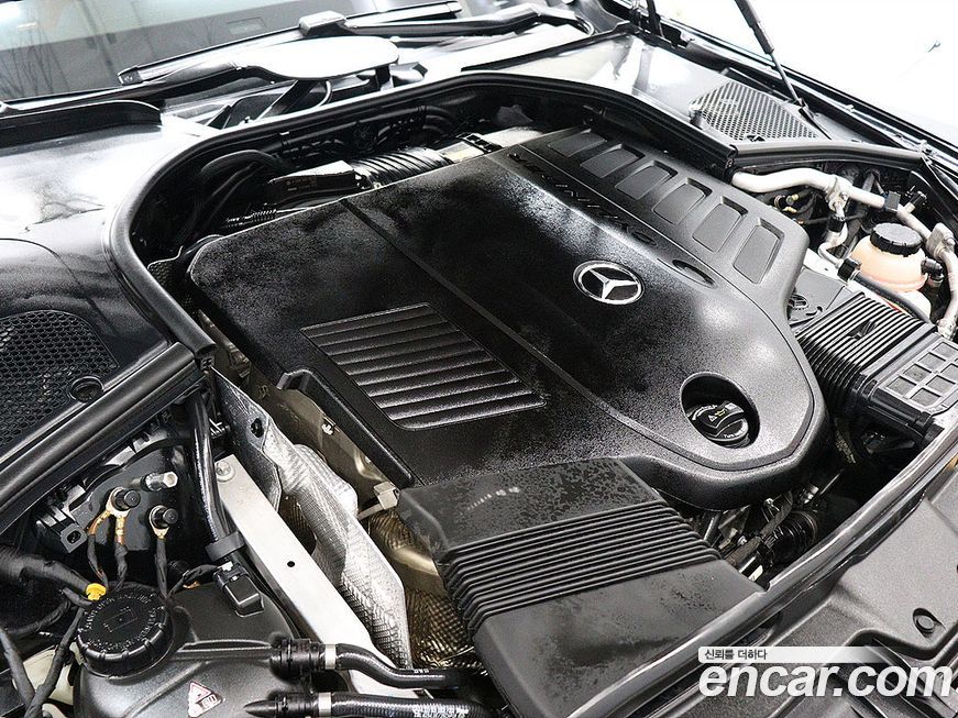 Mercedes-Benz S-Class 2023