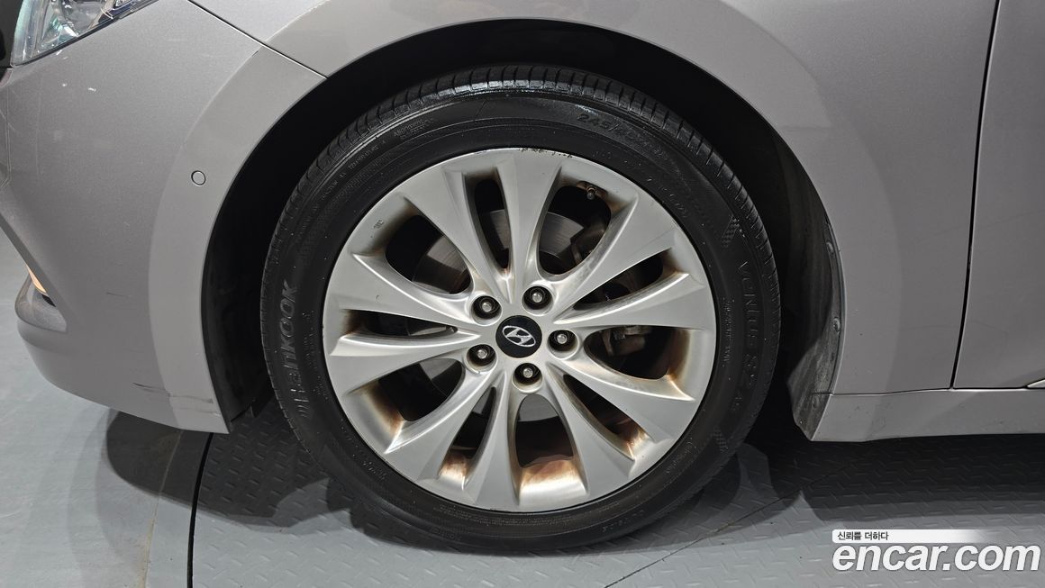 Hyundai Grandeur 2012