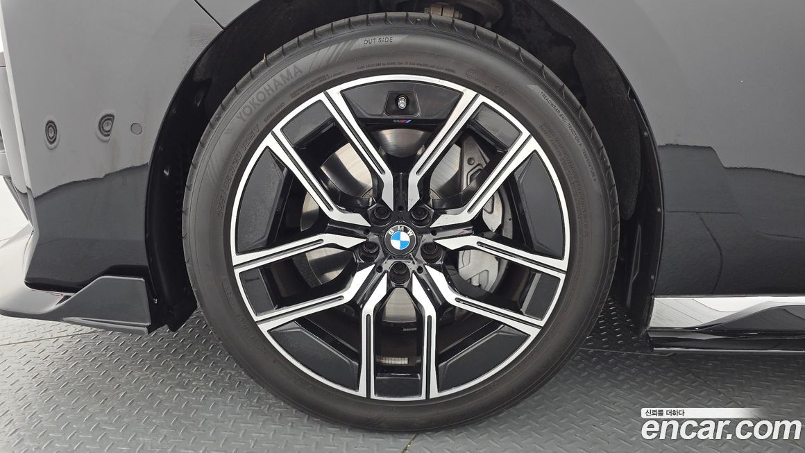 BMW 7-Series 2025