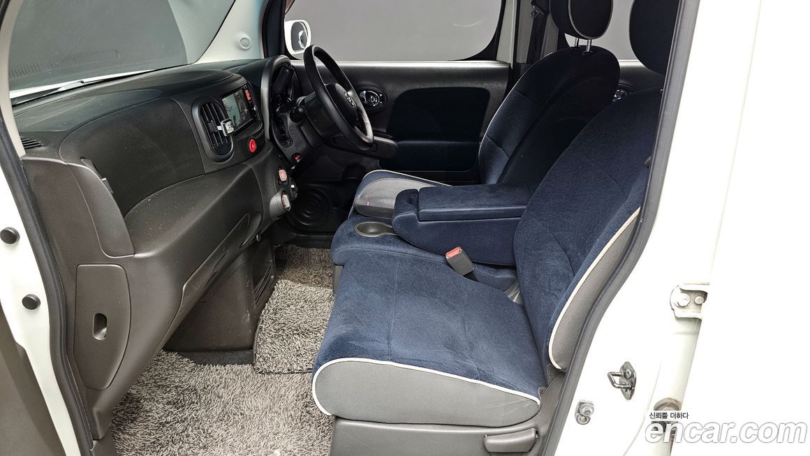 Nissan Cube 2010