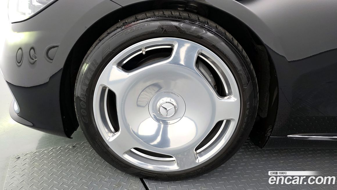 Mercedes-Benz S-Class 2022