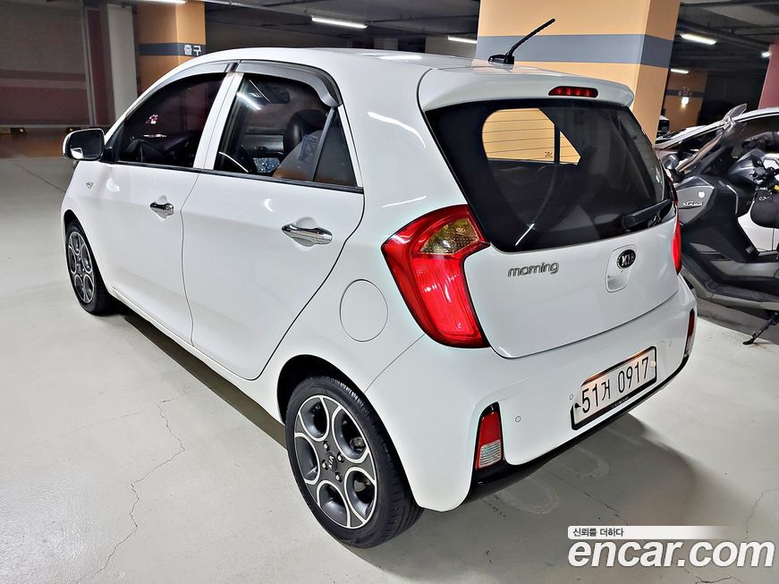 Kia morning 2016
