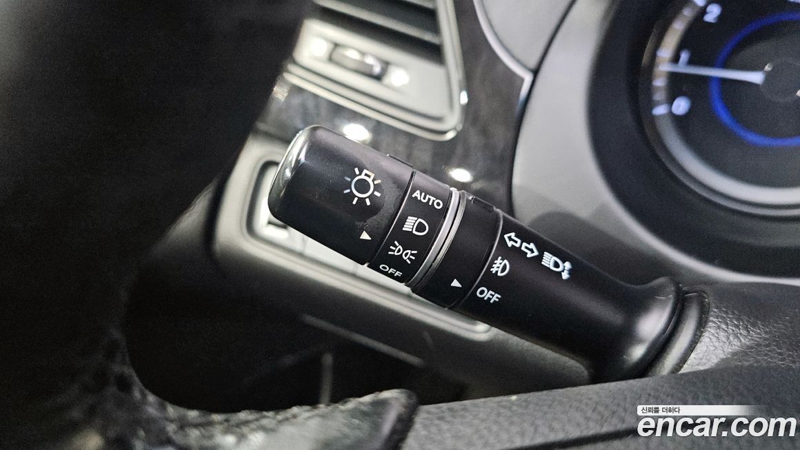 Hyundai Grandeur 2016