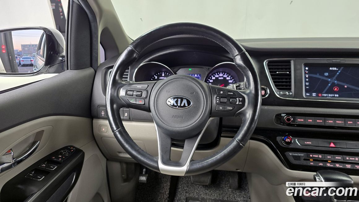 Kia Canival 2017